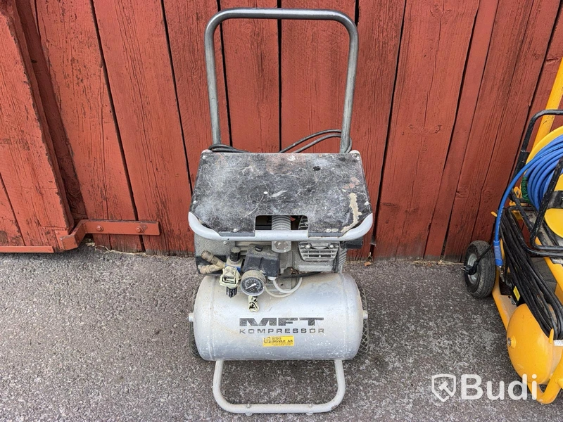 2 compressor carts
