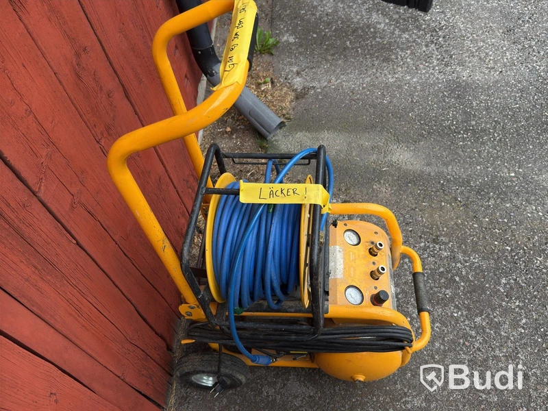 2 compressor carts
