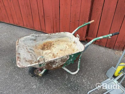 Wheelbarrow & hand trucks