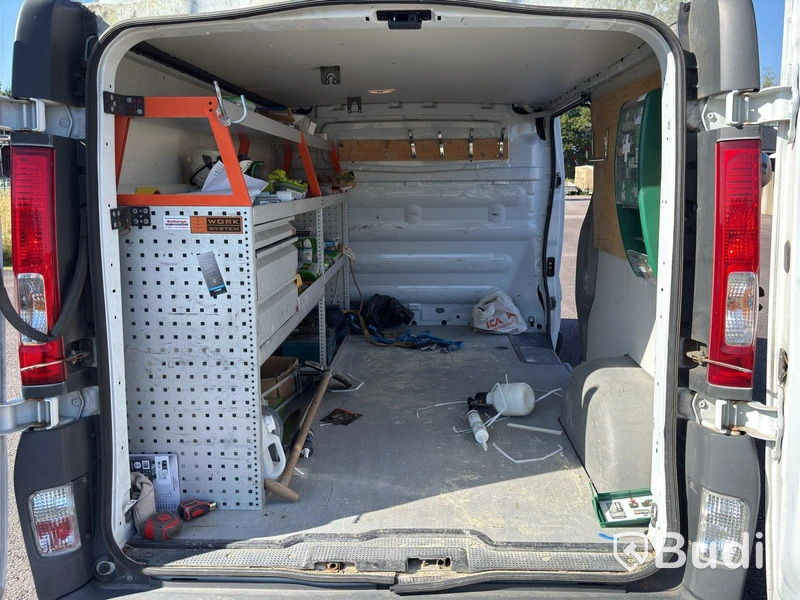 Opel Vivaro 2.0 CDTI | 18096 mil | 2014 | Verkstadsinredning