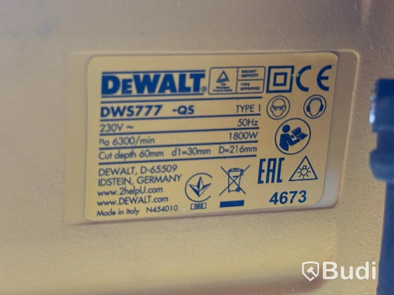 Kap- och gersåg DeWalt DWS777-QS med sågbord DE7033