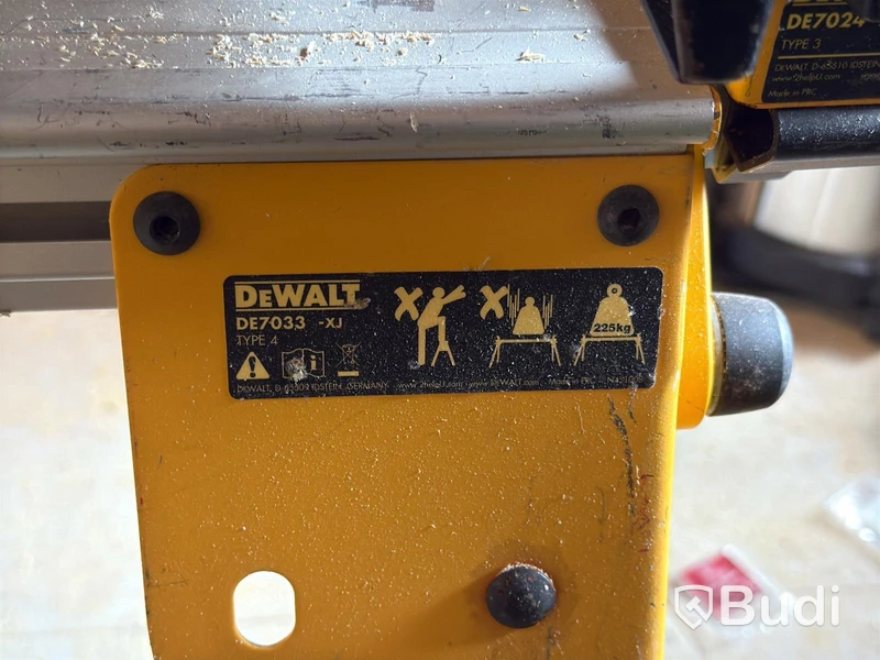 Kap- och gersåg DeWalt DWS777-QS med sågbord DE7033