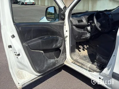 Opel Combo 1.4 | 80,360 km | 2017 | Van racking