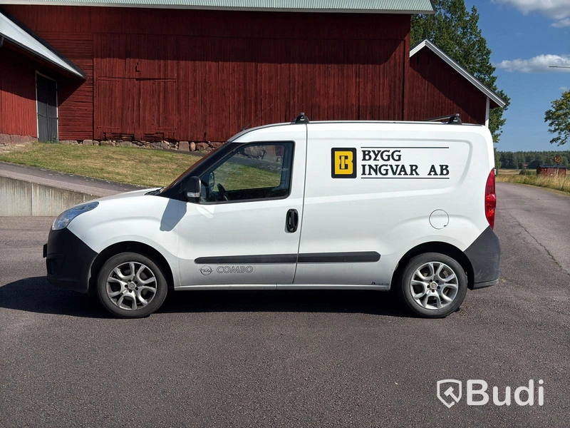Opel Combo 1.4 | 80,360 km | 2017 | Van racking