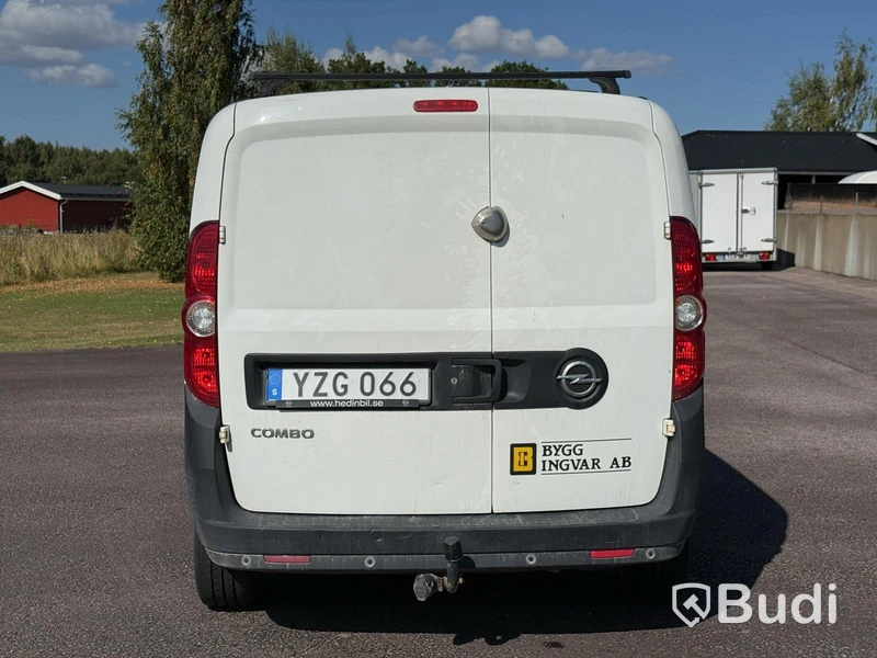 Opel Combo 1.4 | 80,360 km | 2017 | Van racking
