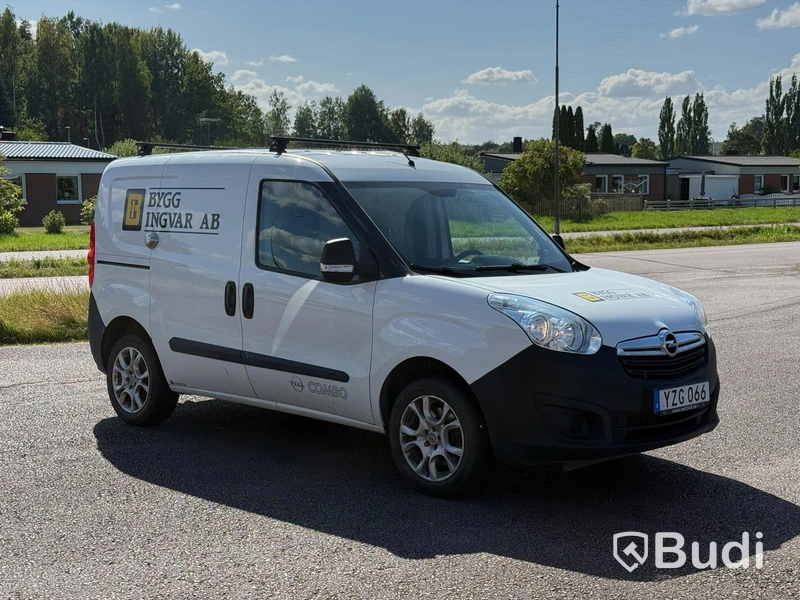 Opel Combo 1.4 | 80,360 km | 2017 | Van racking