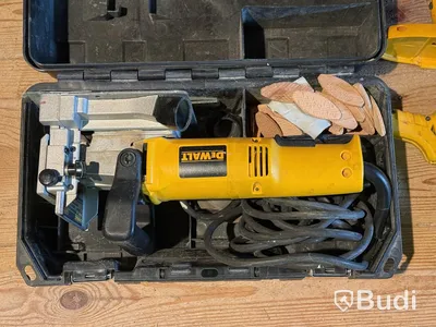 14 st elhandmaskiner Dewalt