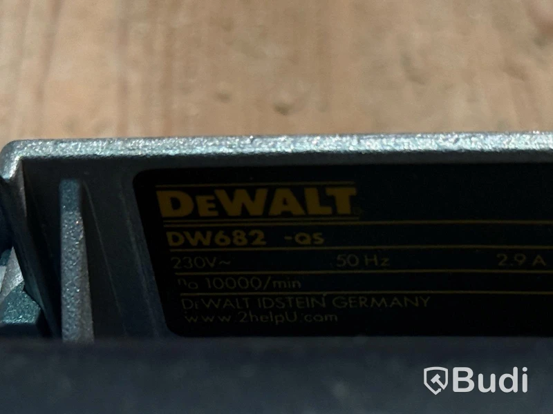 14 st elhandmaskiner Dewalt