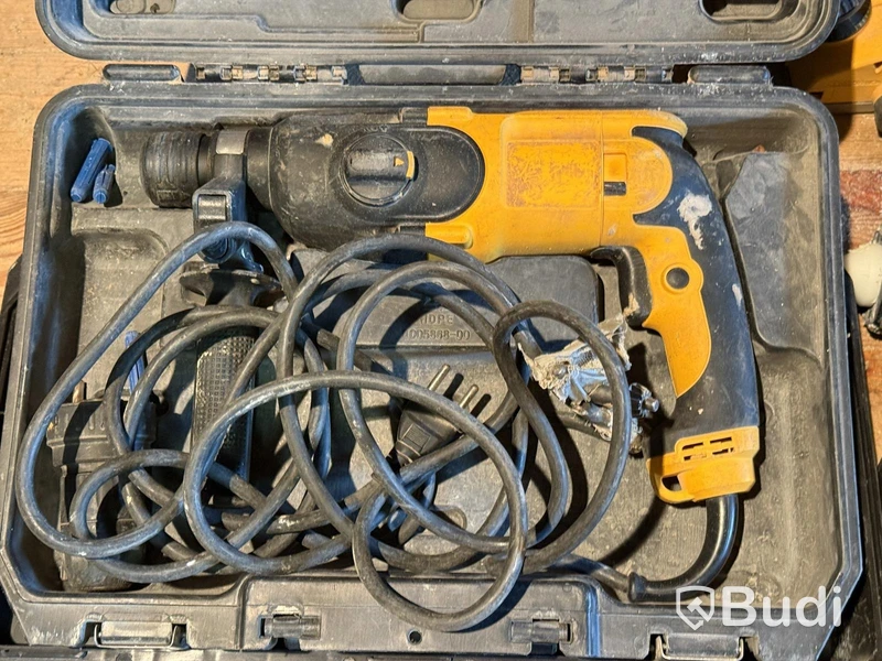 14 st elhandmaskiner Dewalt