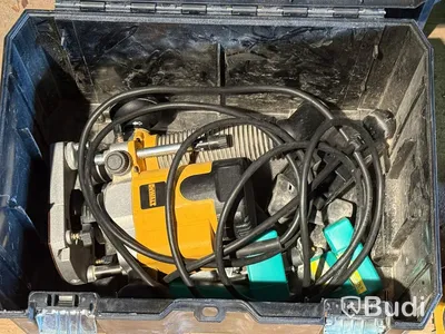 14 st elhandmaskiner Dewalt
