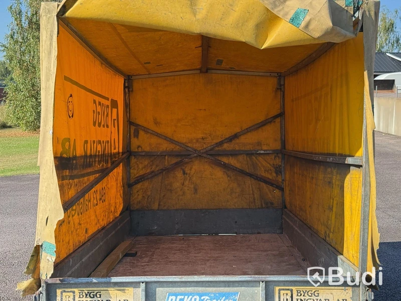 Covered trailer Reko Trailer 900 WT | 750 kg | 2003