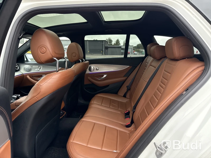Mercedes-Benz E 220 T d 4MATIC | 26560 mil | 194 hk | 2017