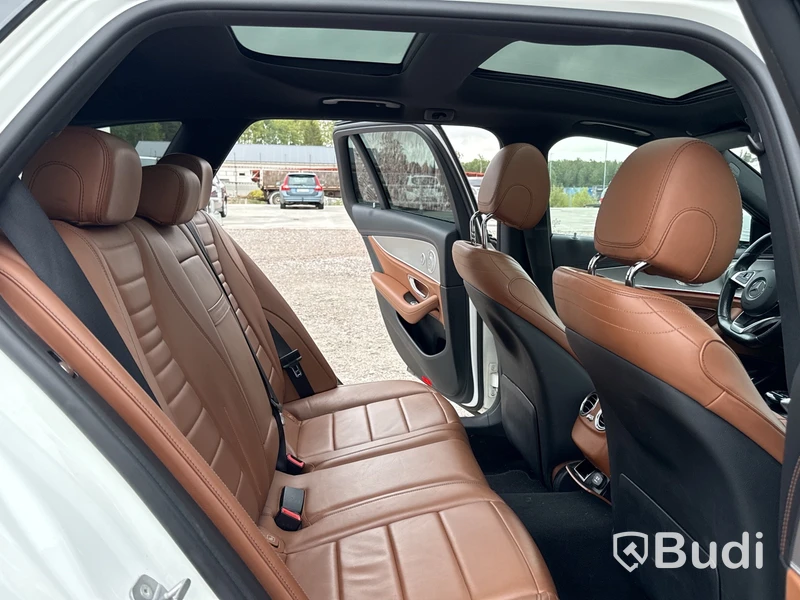 Mercedes-Benz E 220 T d 4MATIC | 26560 mil | 194 hk | 2017