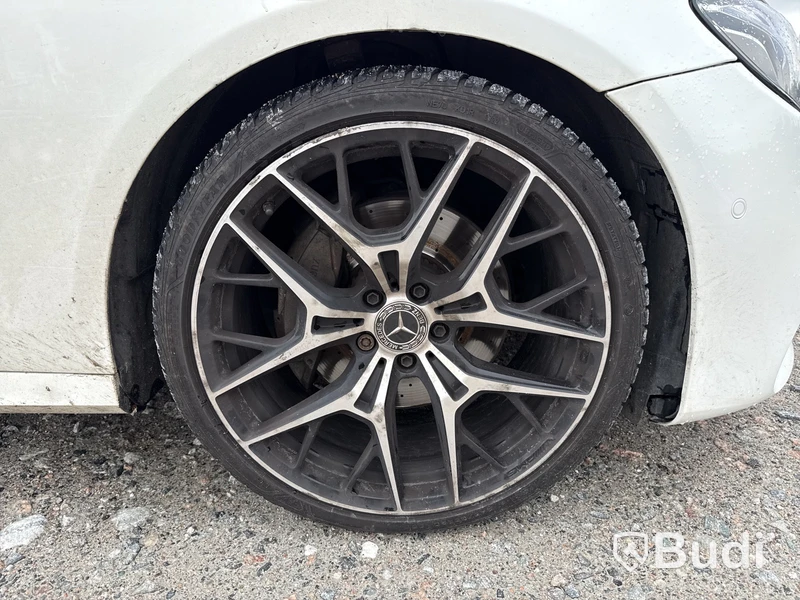 Mercedes-Benz E 220 T d 4MATIC | 26560 mil | 194 hk | 2017