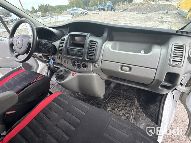 Renault Trafic 2.9t 2.0 dCi | 41085 mil | 6-sits | 114 hk | 2012