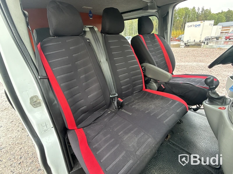 Renault Trafic 2.9t 2.0 dCi | 41085 mil | 6-sits | 114 hk | 2012