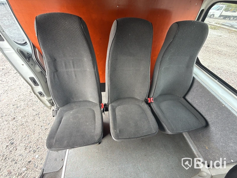 Renault Trafic 2.9t 2.0 dCi | 41085 mil | 6-sits | 114 hk | 2012