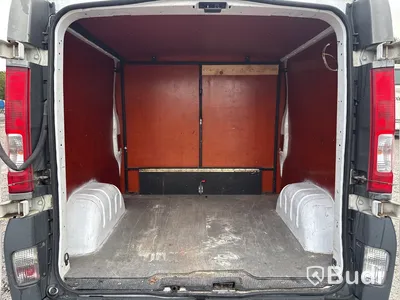 Renault Trafic 2.9t 2.0 dCi | 41085 mil | 6-sits | 114 hk | 2012