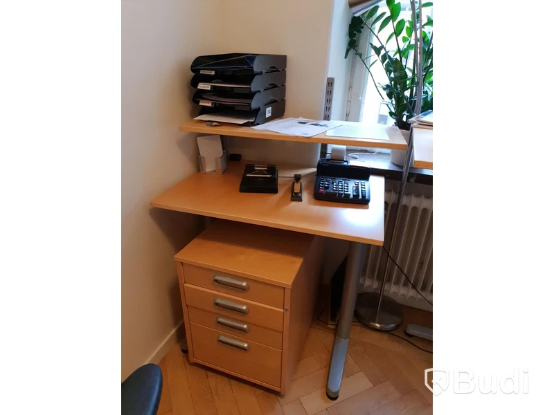 Avlastningsbord med hylla L800 x D600mm och hurts med hjul