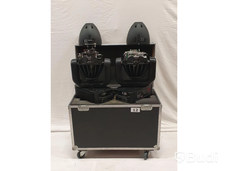 2st Svarta HighEndSystems Studiospot 575 i case - Defekta/Reservdelsmaskiner.