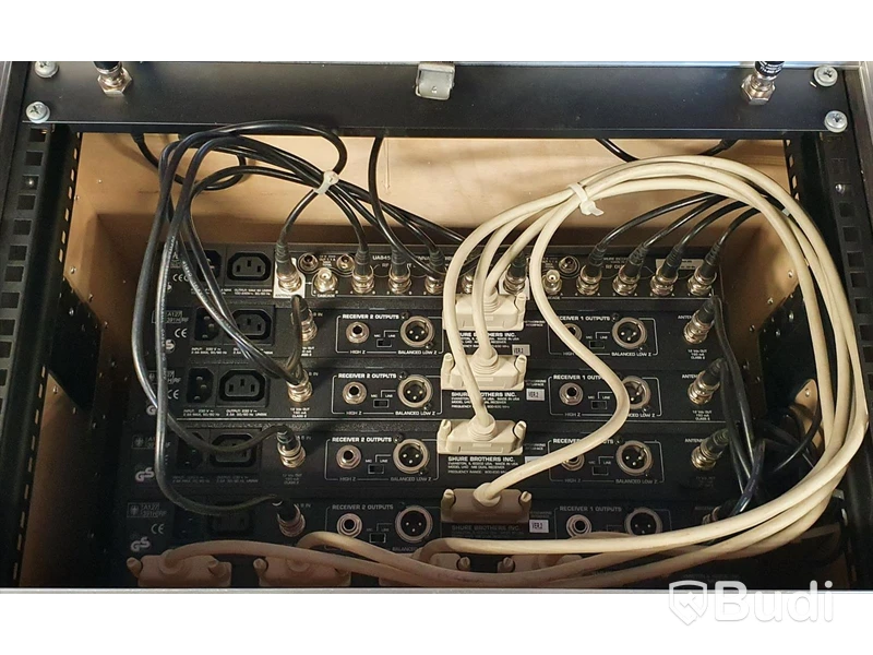 Shure UHF MK1 - 8 kanaler, 6st Bodypacks.