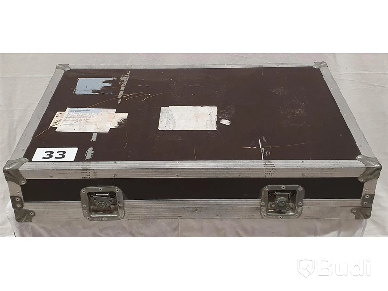 JANDS Hog 250 – Inklusive flightcase.