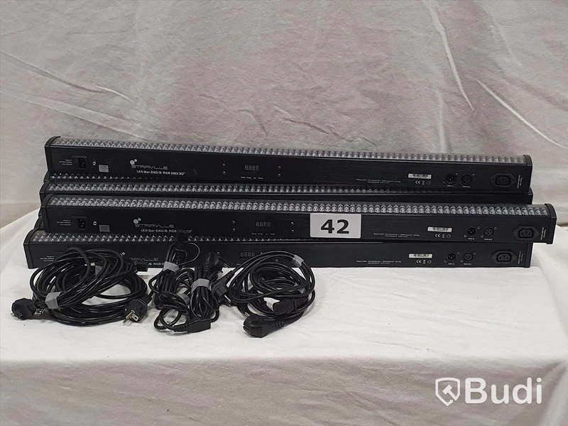 8st Stairville LED Bar 240/8 RGB DMX 30°.