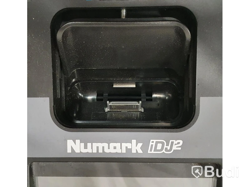 Numark iDJ2 - Spelare med docka för iPod. - Inklusive flightcase.