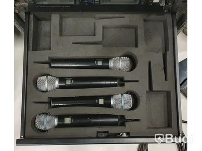 Mixrack. Yamaha LS9-16, 2st Behringer Ultragain PRO-8 Digital, Sony MDS E10, Sony CDP D12, BSS oPal FCS 966, 4 kanaler trådlöst samt antennsplit. - 12752