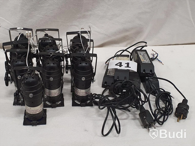 10st Svarta Par16 armaturer & 5st Transformatorer.