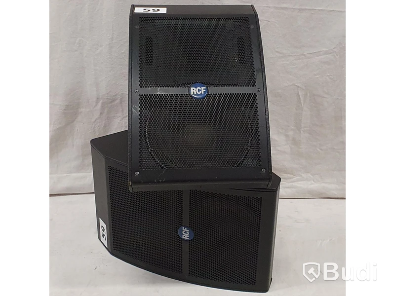 2st RCF 4PRO 3002SMA - Aktiv monitor med 12" bas och 2" diskant. - 11094