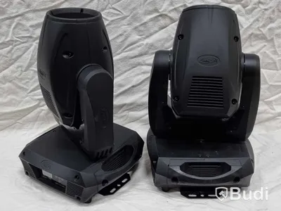 4st Elation Platinum Beam 5R. Reservdelsmaskiner i case, blandade reservdelar och glödlampor.
