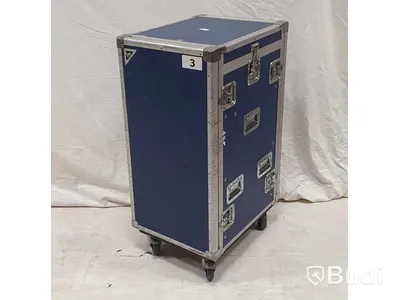 Mixrack - MIDAS Venice, TC M-ONE XL, TC D-TWO, Numark Mp102, 2st dbx 160A, dbx 266XL, 2st xta EQ, 4 kanaler trådlöst, antenner samt antennsplit.