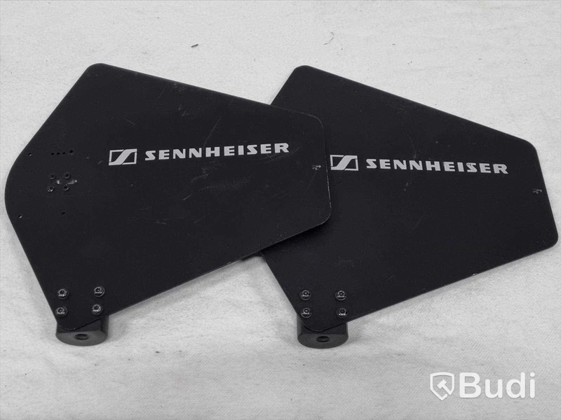 2st Sennheiser riktantenner och 2st Coaxkablar.