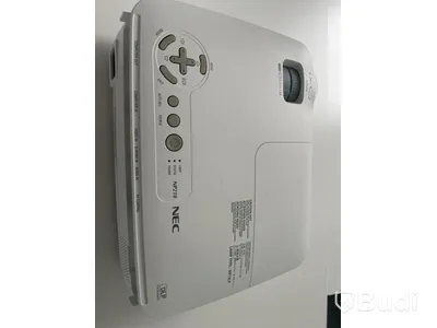 Projektor NEC NP210, Lamptid 70 procent kvarstår.