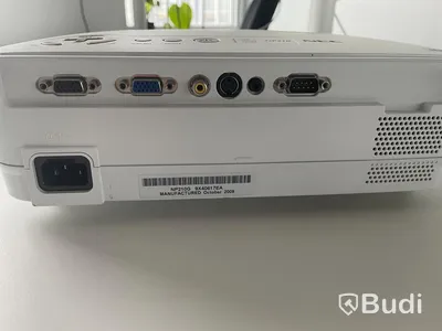 Projektor NEC NP210, Lamptid 70 procent kvarstår.
