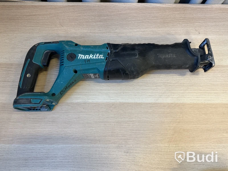 9 st batterimaskiner Makita