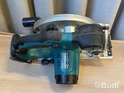 9 st batterimaskiner Makita