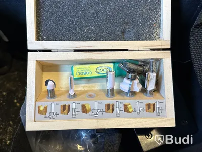 9 st batterimaskiner Makita