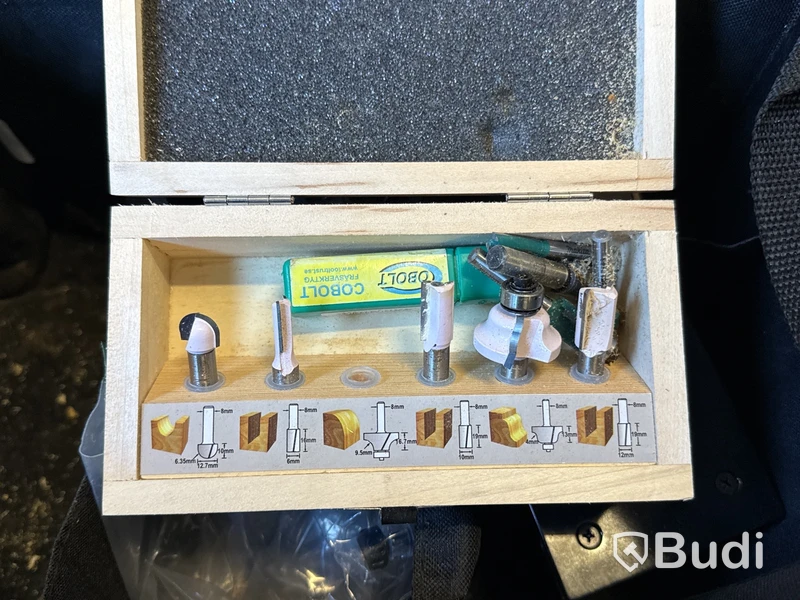 9 st batterimaskiner Makita