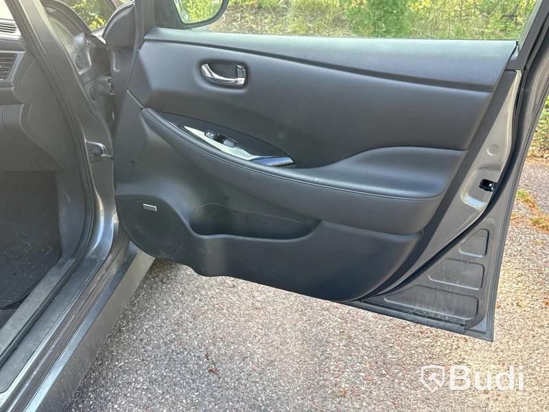 Elbil Nissan Leaf e+ | 5647 mil | 217 hk | 62 kWh | 2021