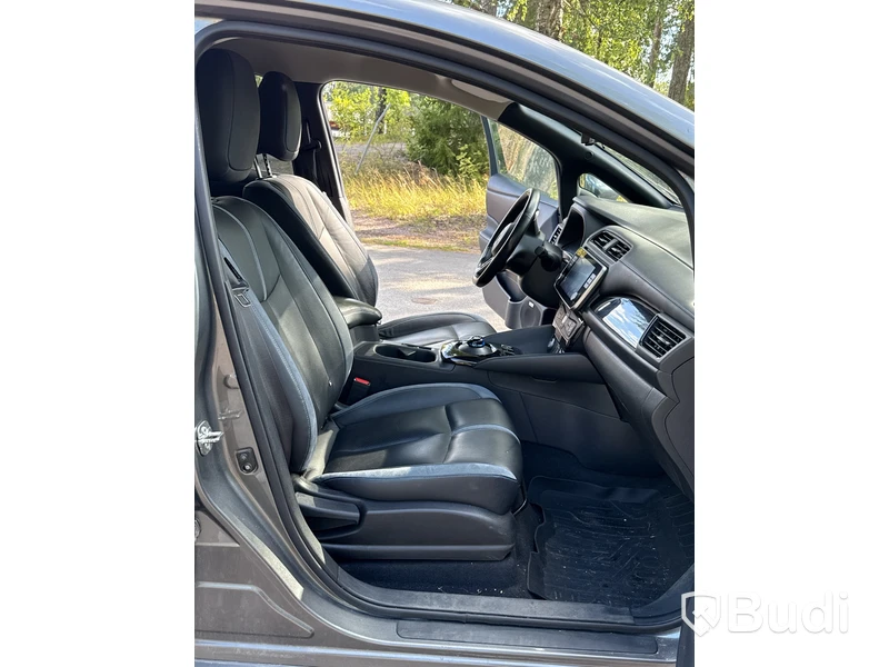 Elbil Nissan Leaf e+ | 5647 mil | 217 hk | 62 kWh | 2021