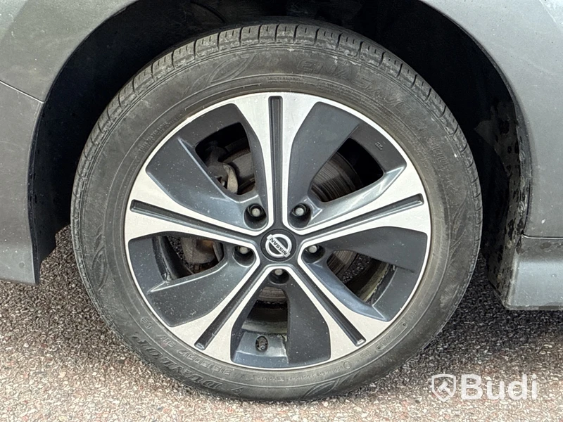 Elbil Nissan Leaf e+ | 5647 mil | 217 hk | 62 kWh | 2021