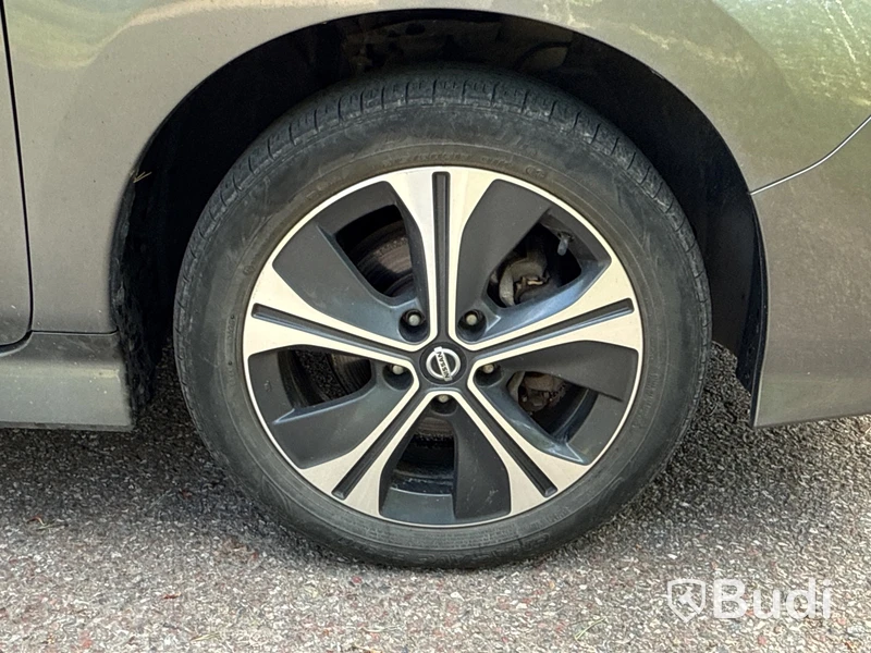 Elbil Nissan Leaf e+ | 5647 mil | 217 hk | 62 kWh | 2021