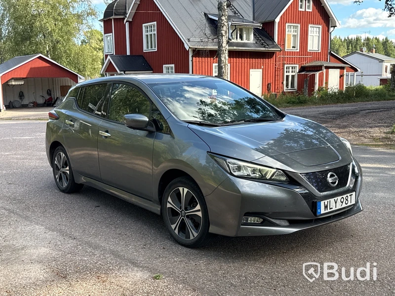 Elbil Nissan Leaf e+ | 5647 mil | 217 hk | 62 kWh | 2021