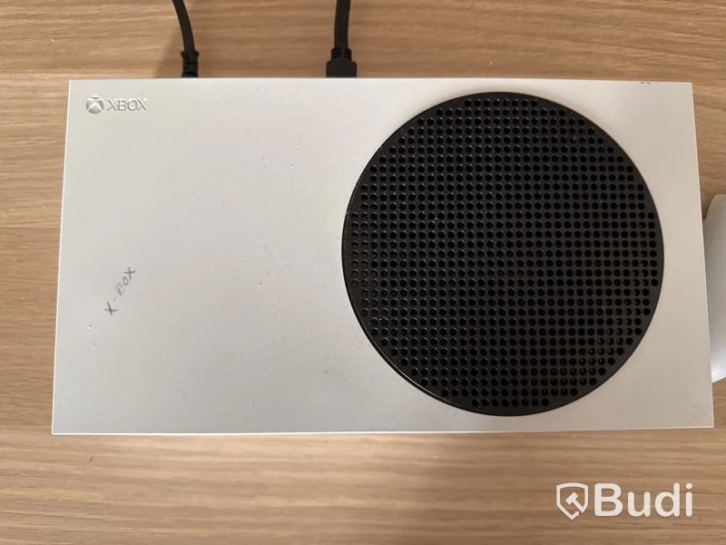 Xbox Series S med Handkontroll
