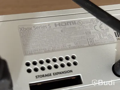 Xbox Series S med Handkontroll