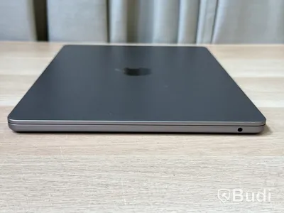 MacBook Air M2 2022, 8 GB RAM, 256 GB SSD