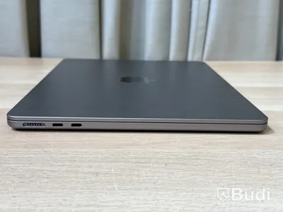 MacBook Air M2 2022, 8 GB RAM, 256 GB SSD