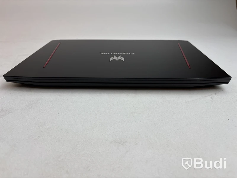Bärbar gamingdator Acer Predator Helios 300. OBS! Inget OS
